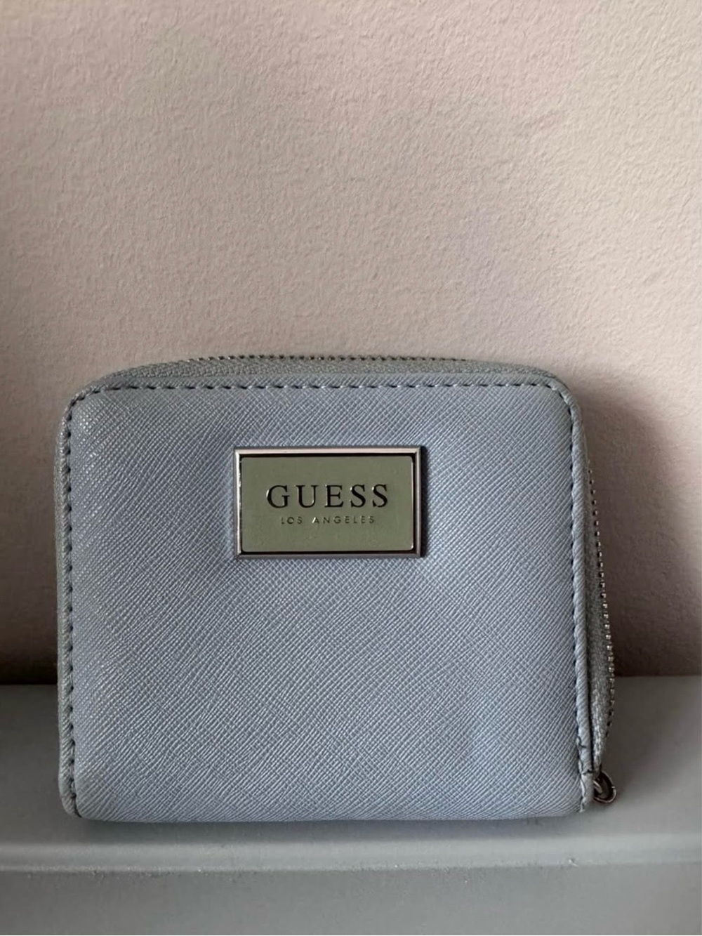 GUESS Small Light Gray Zip-Around Card Holder with Metal Logo